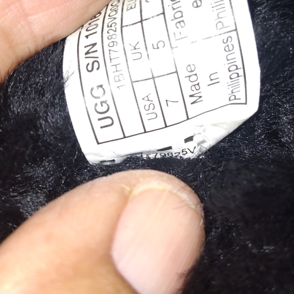 UGG BOOTS CORTAS - Picture 9 of 10